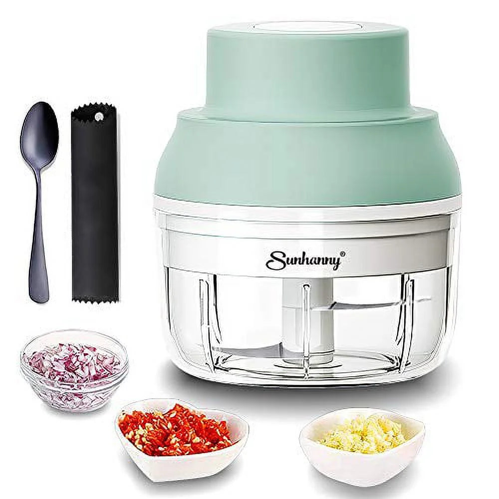 Electric Garlic Chopper Mini, Garlic Masher Mincer Crusher Pepper Chili Nuts Meat Grinder, Food Processor Small with Garlic Peeler And Spoon ( 100ML/3.3FL OZ, Green )